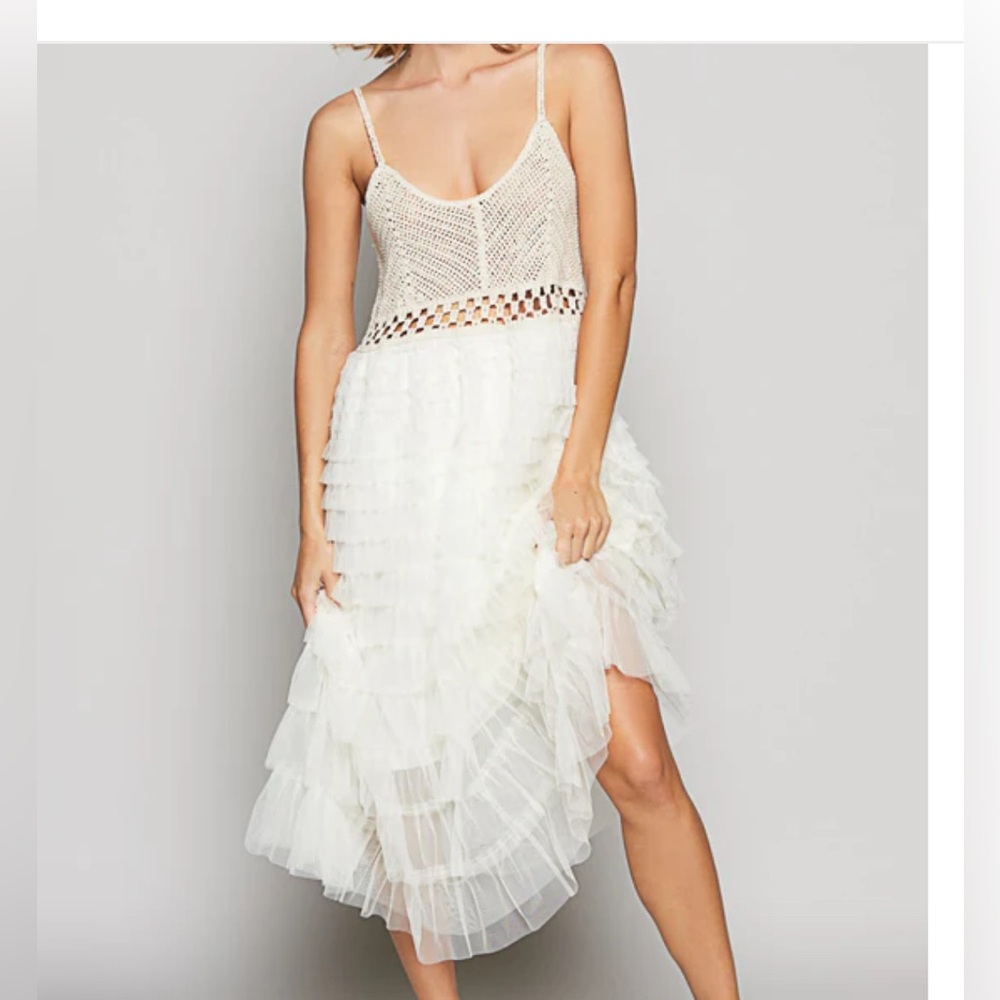 👗POL Ivory Crochet Bodice Ruffle Skirt Maxi Dress (NWOT -sold in poly bag)